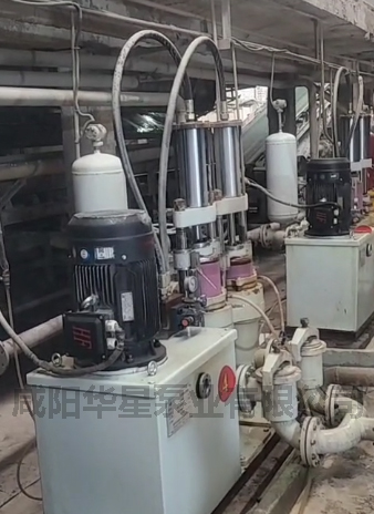 電瓷廠使用華星高壓陶瓷柱塞泵現(xiàn)場